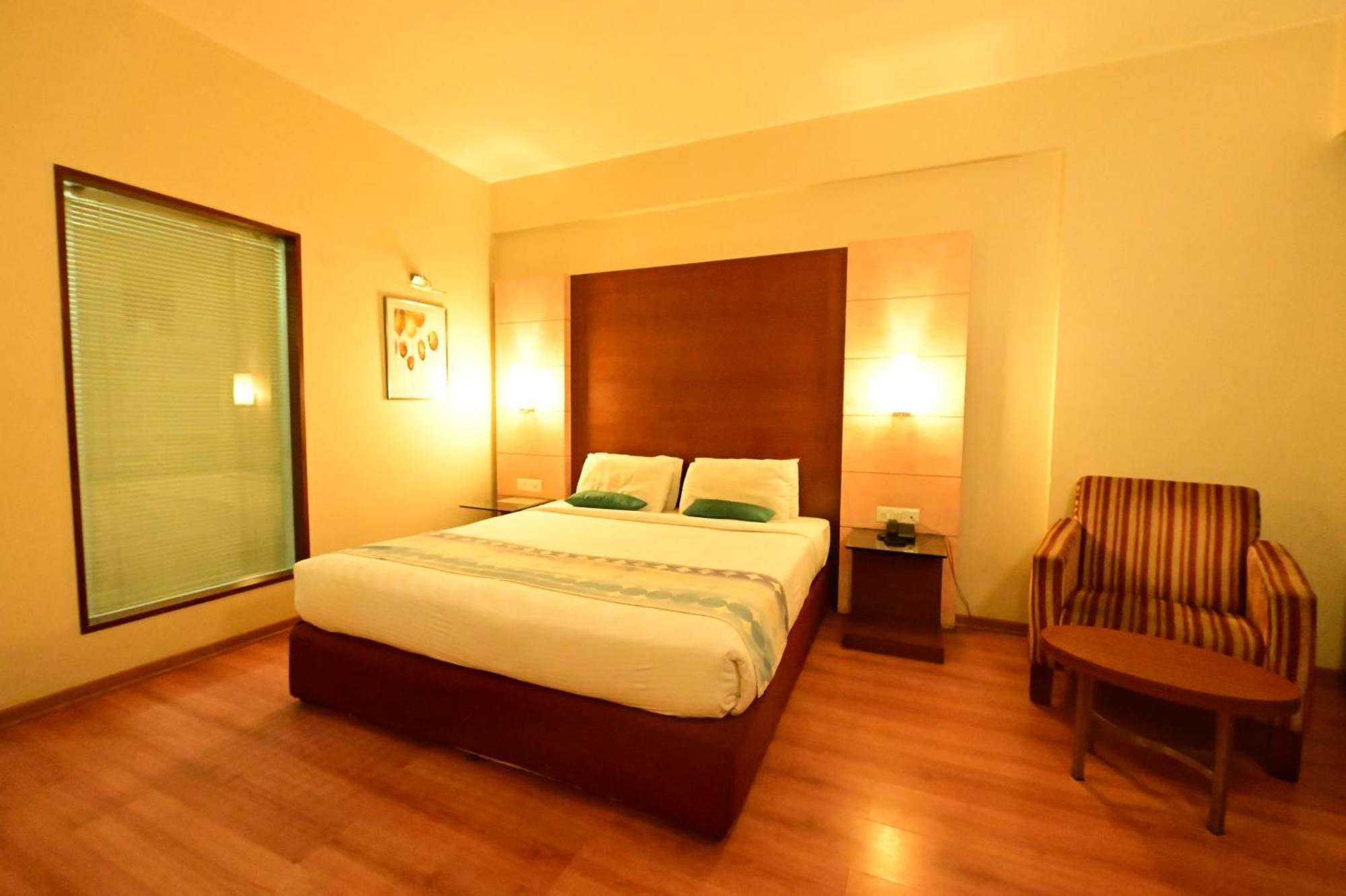 Octave The Horizon Comforts Bangalore Exterior photo